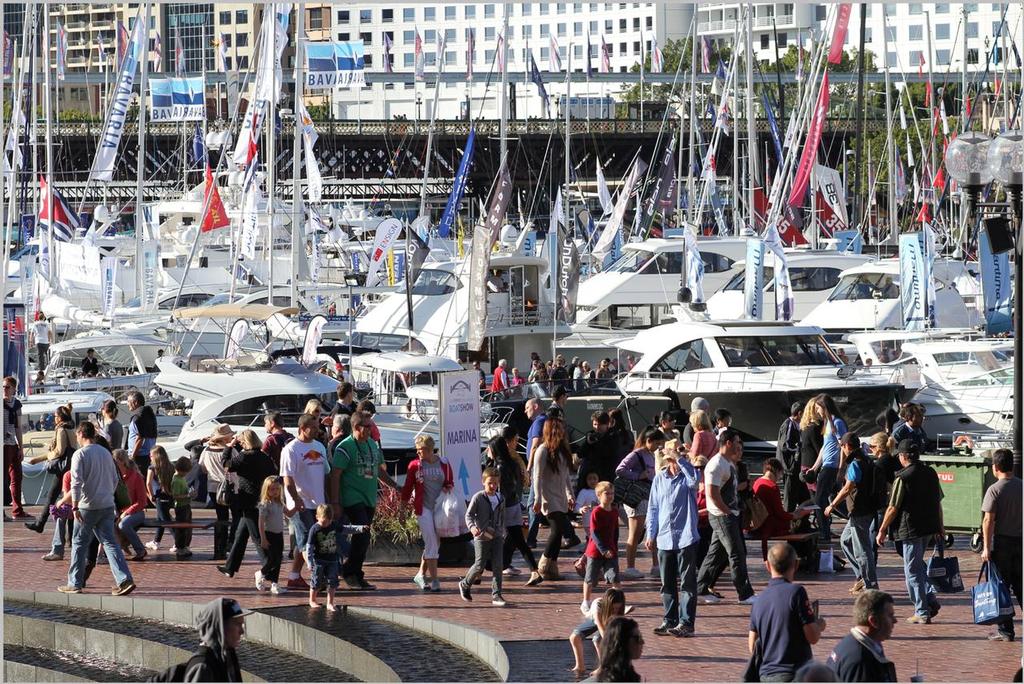 Sydney Boat Show crowds on the marina © BIA NSW